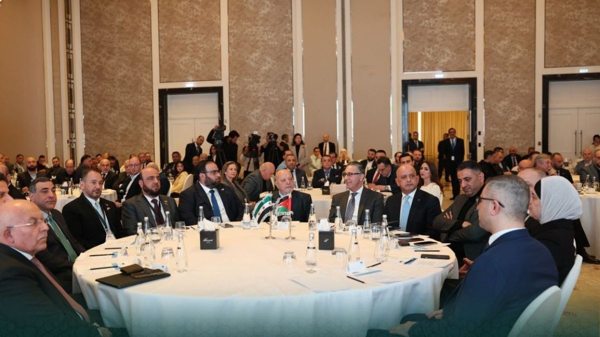 الأردن يعفي كبار رجال الأعمال السوريين من شرط الموافقة المسبقة