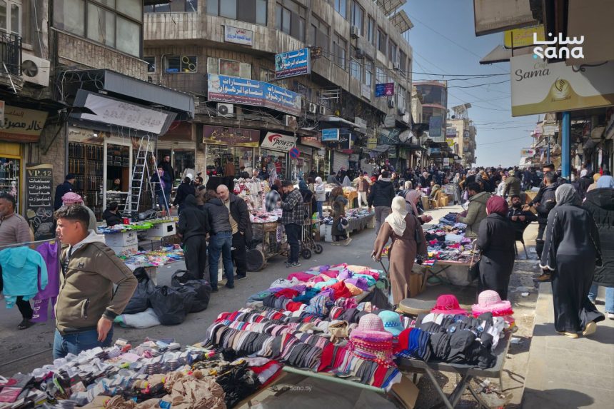 المستورد الوهمي يستنزف القطع الأجنبي والمالية تفرض سلفة ضريبية بنسبة 2%