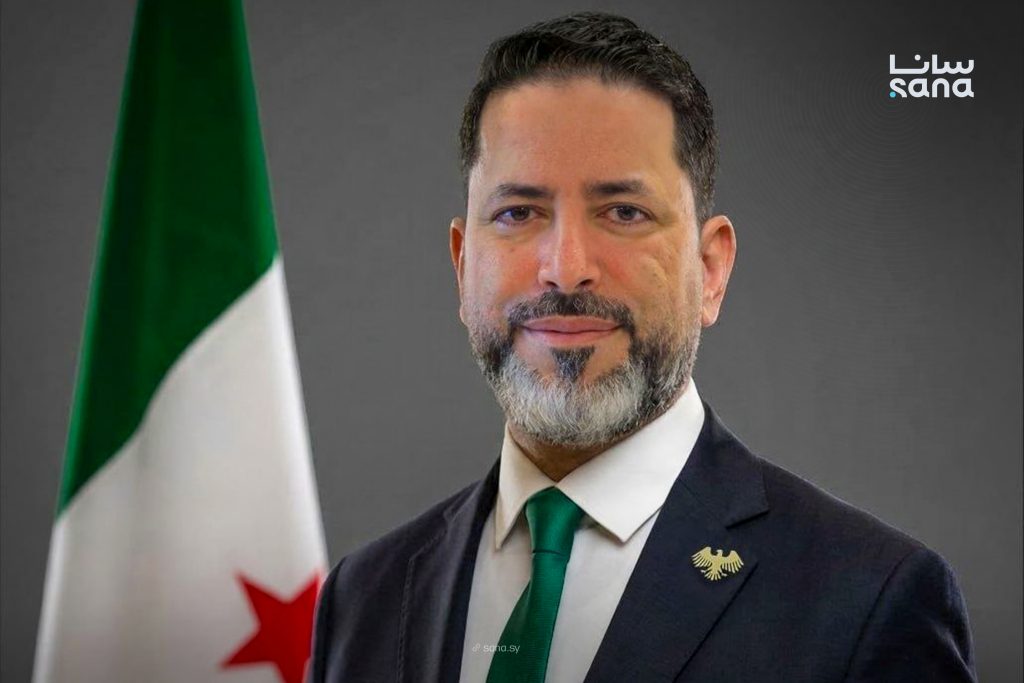 حاكم المصرف المركزي السوري يتعهد بإعادة بناء الاستقرار النقدي تدريجياً
