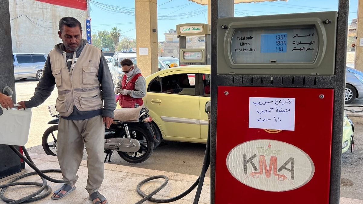 الحكومة تضخ مليون ليتر من المازوت إلى الحسكة بعد احتجاجات الوقود