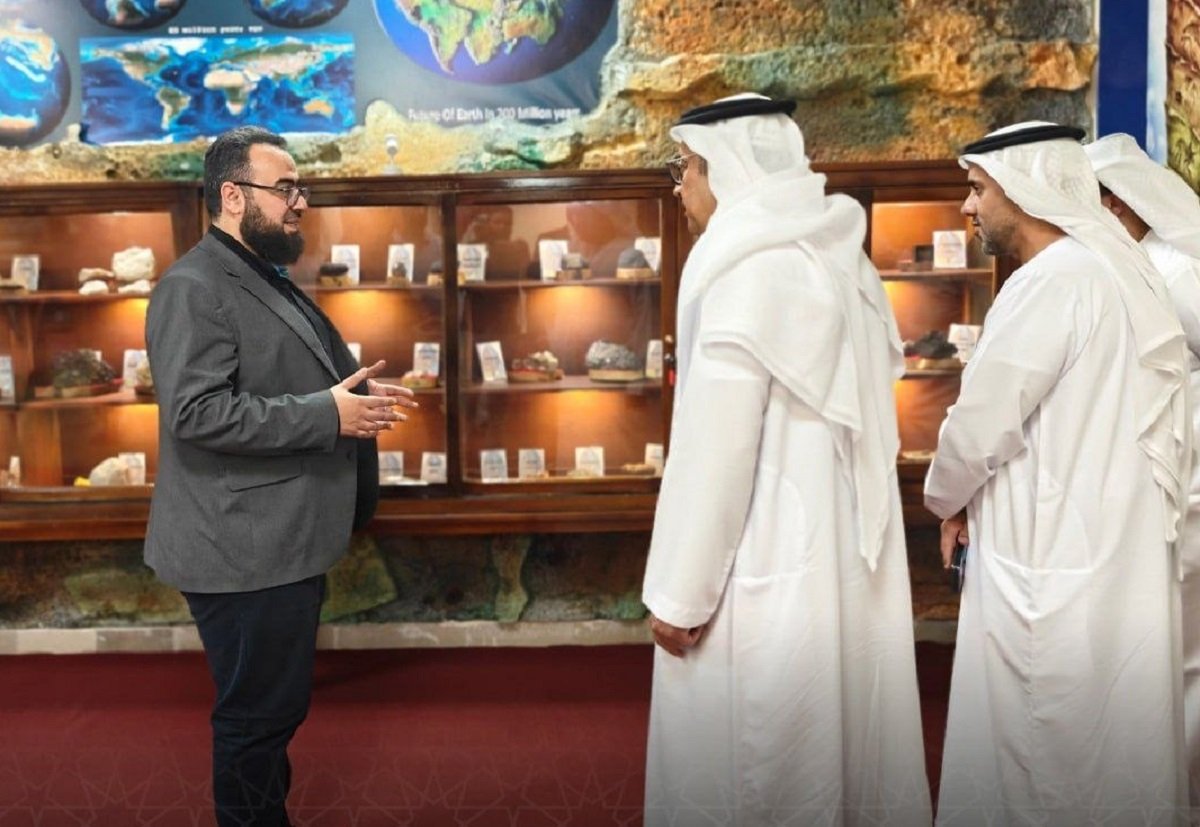وفد إماراتي وسوري يبحثان استثمار المناجم وربطها بالموانئ بواسطة السكك